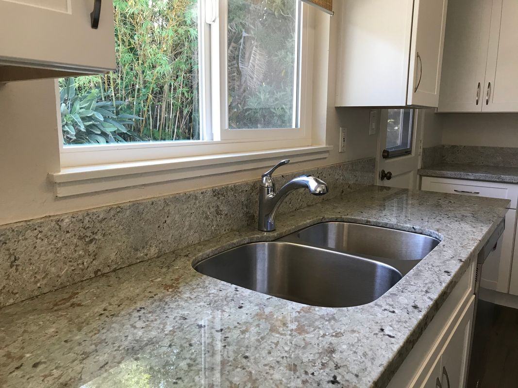 5721 Carnegie St - Photo 4 of 11