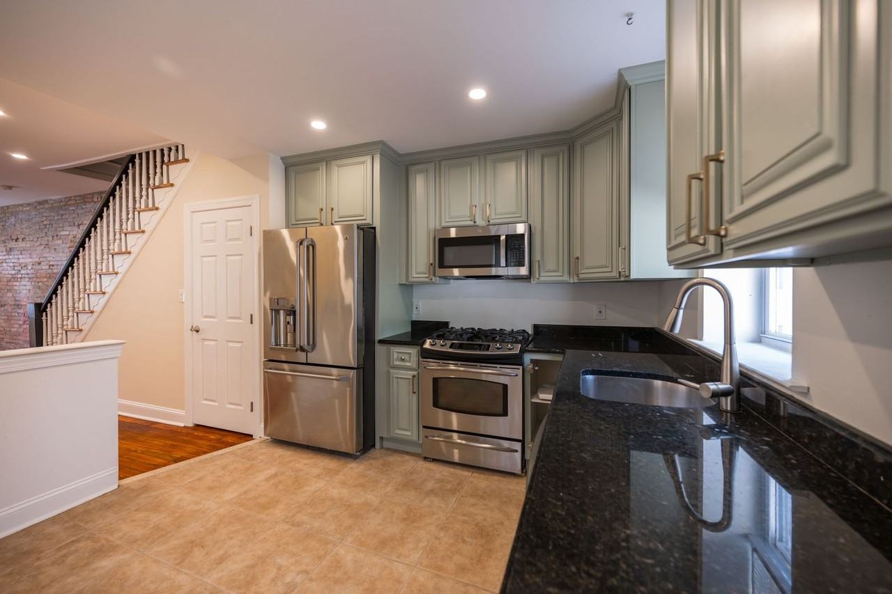 1236 S 22nd St - Photo 3 of 17