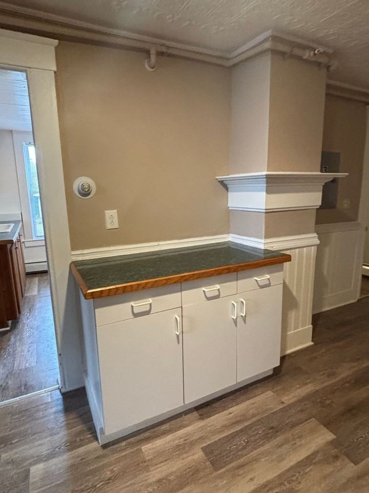 151 S Main St - Photo 2 of 9