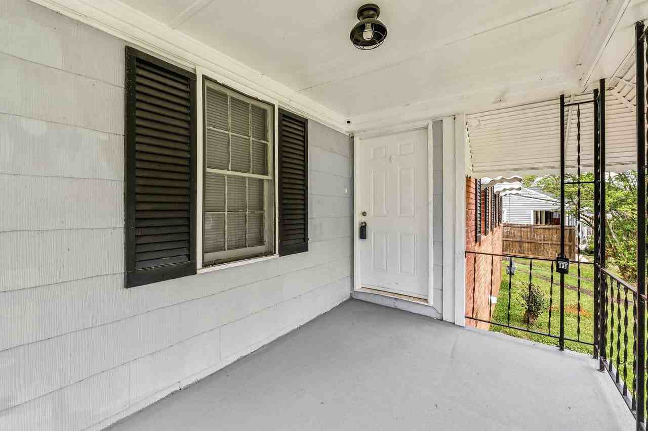 934 Bluebird Rd - Photo 3 of 26