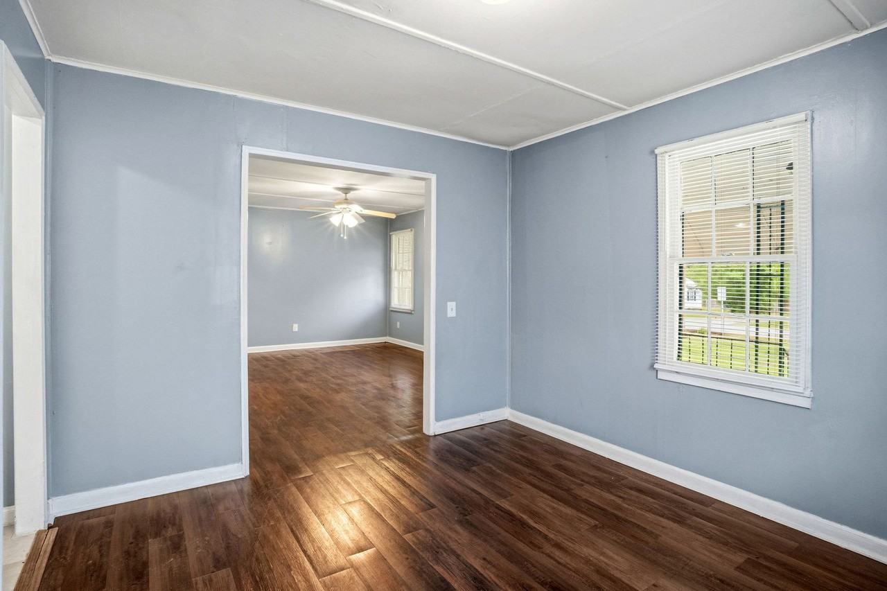 934 Bluebird Rd - Photo 6 of 26