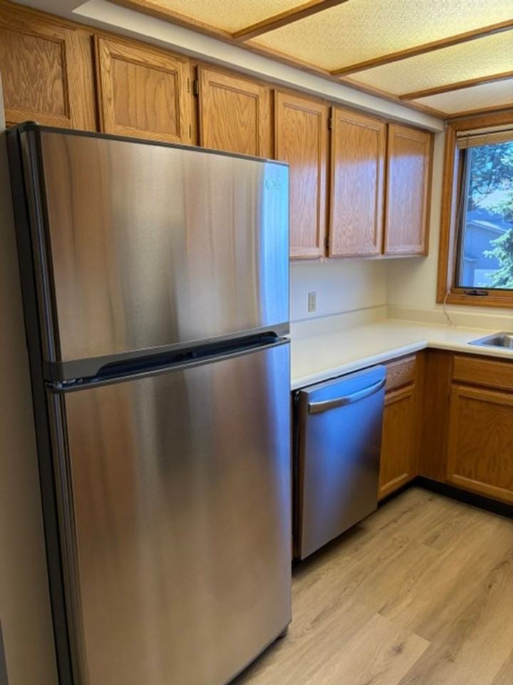 2200 W Dickerson St - Photo 4 of 20