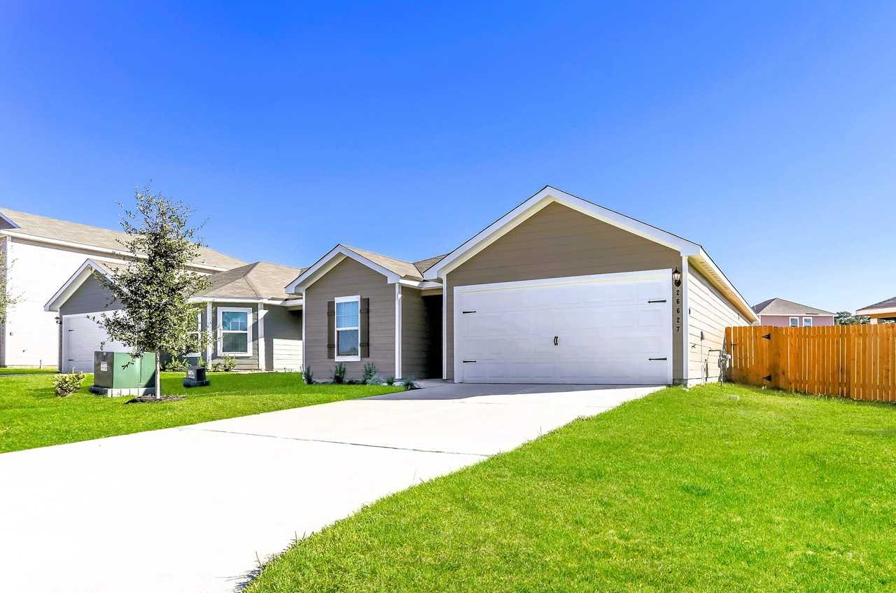 26627 26627 Ezemily Dr - Photo 3 of 28