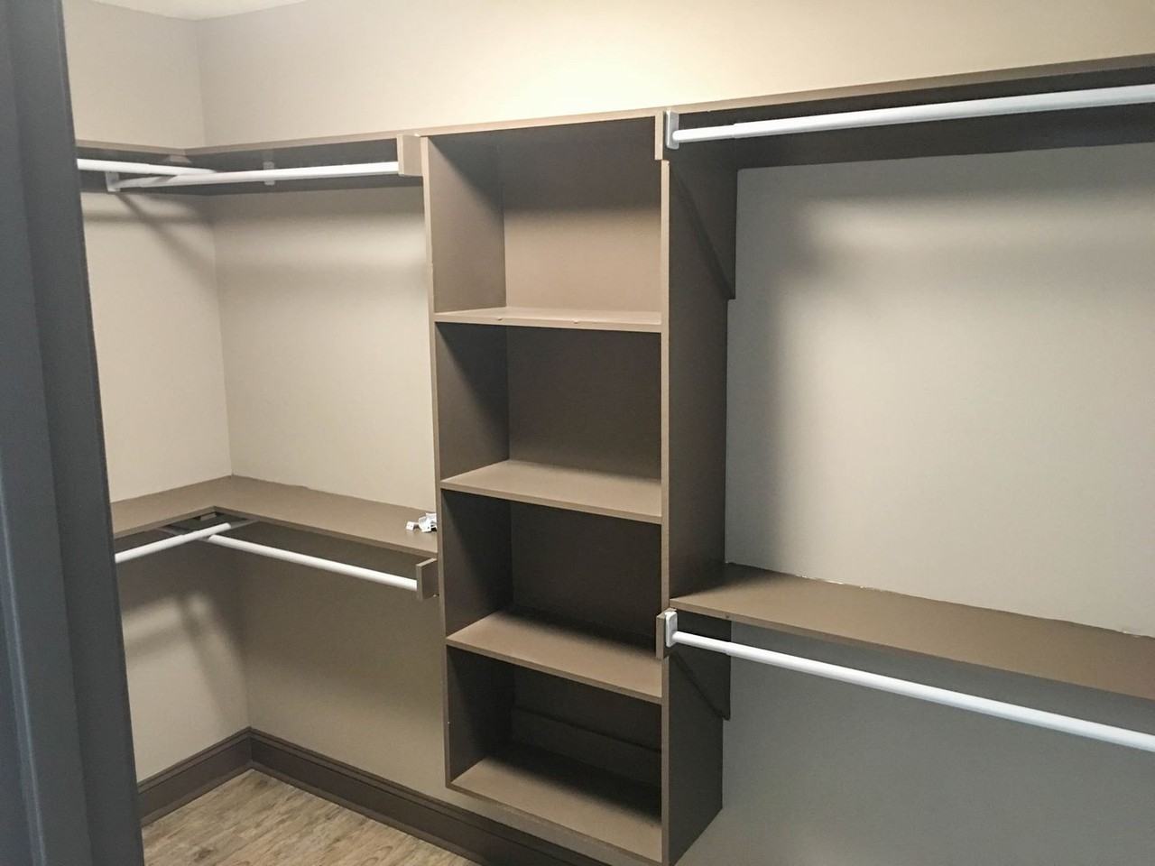 440 S College St - Photo 6 of 13