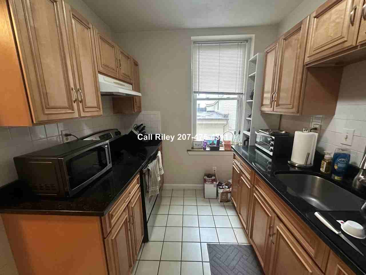 1427 Commonwealth Ave #205 - Photo 3 of 12