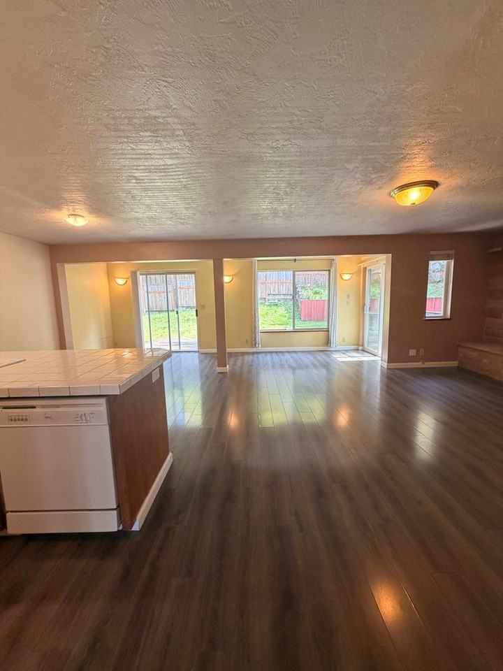 2611 Park Forest Dr - Photo 4 of 30