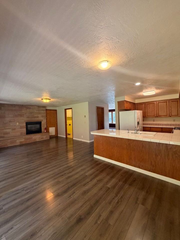 2611 Park Forest Dr - Photo 6 of 30