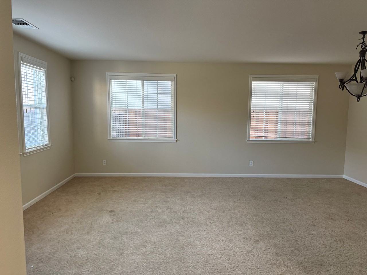 5107 Fern Ridge Cir - Photo 2 of 19