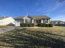 445 Cranklen Cir - Photo 1 of 1