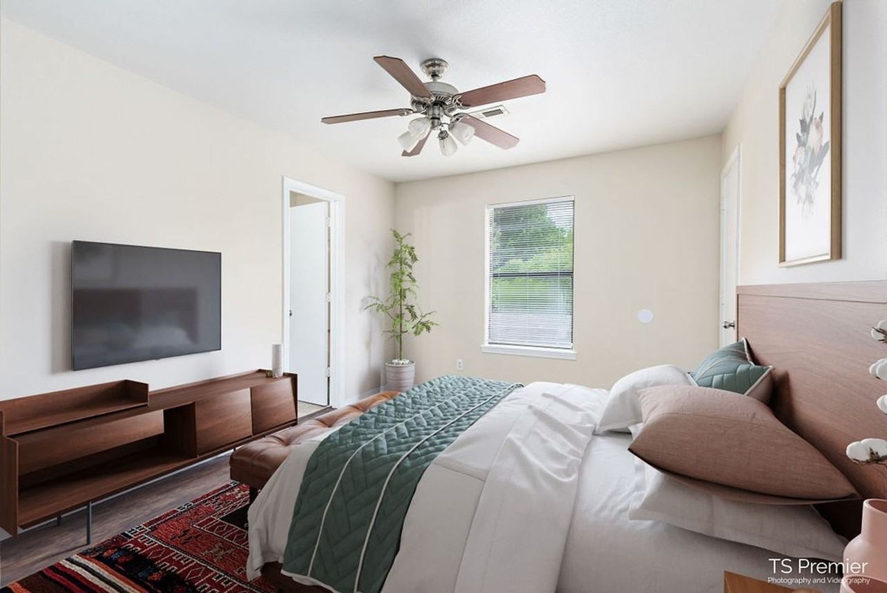 2024 N Ball Ave - Photo 2 of 9