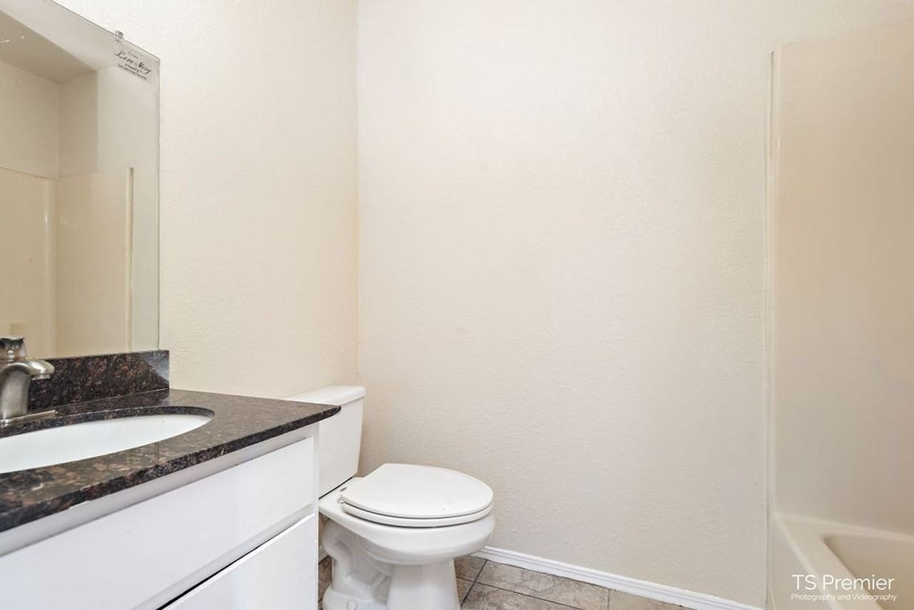 2024 N Ball Ave - Photo 6 of 9