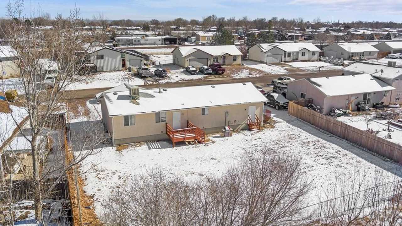 817 S Wolcott Dr - Photo 4 of 20