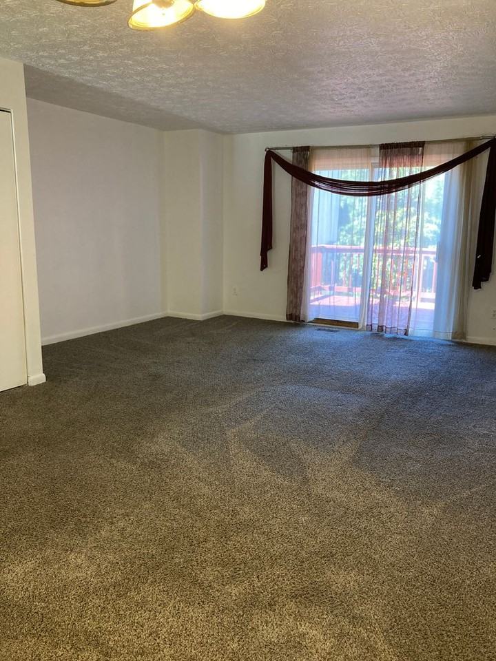 1022 Agate Dr - Photo 4 of 17