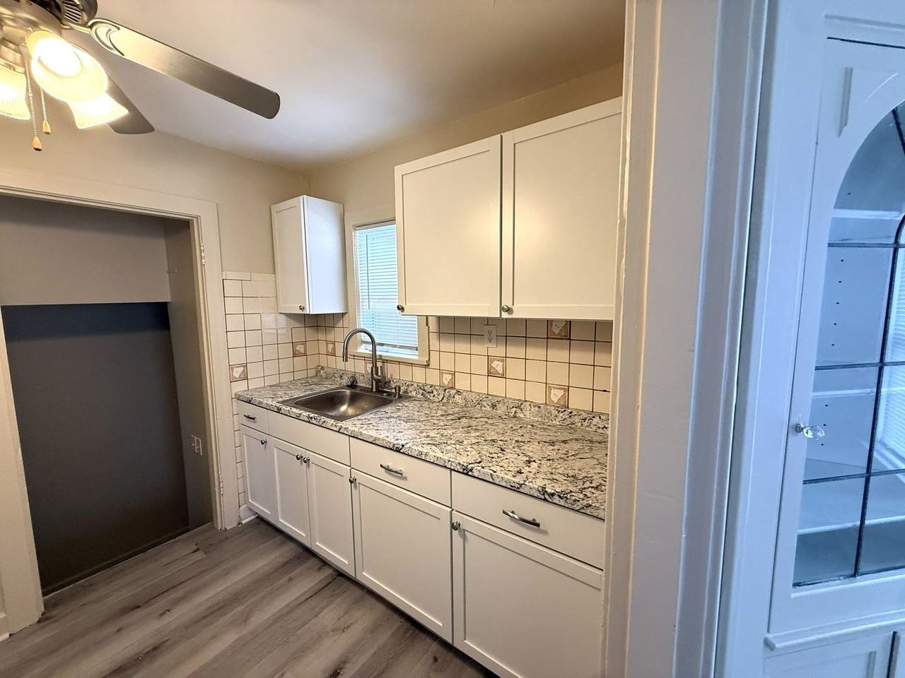 1702 Harold Ave - Photo 7 of 18