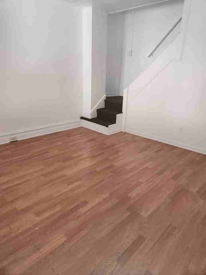 W Greenleaf St - Photo 2 of 20