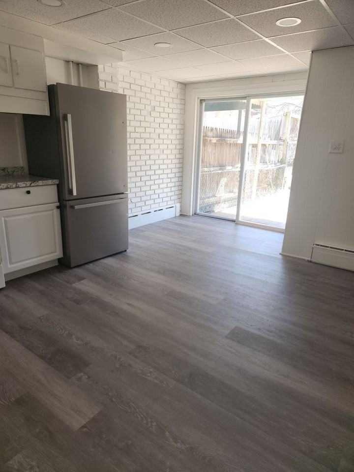 W Greenleaf St - Photo 7 of 20