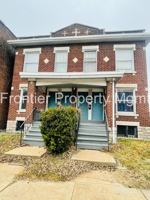 featured image of 2623 Indiana Ave