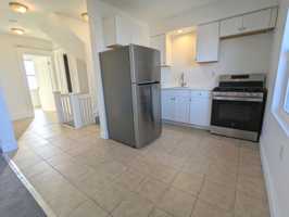 featured image of 3705 Botsford St