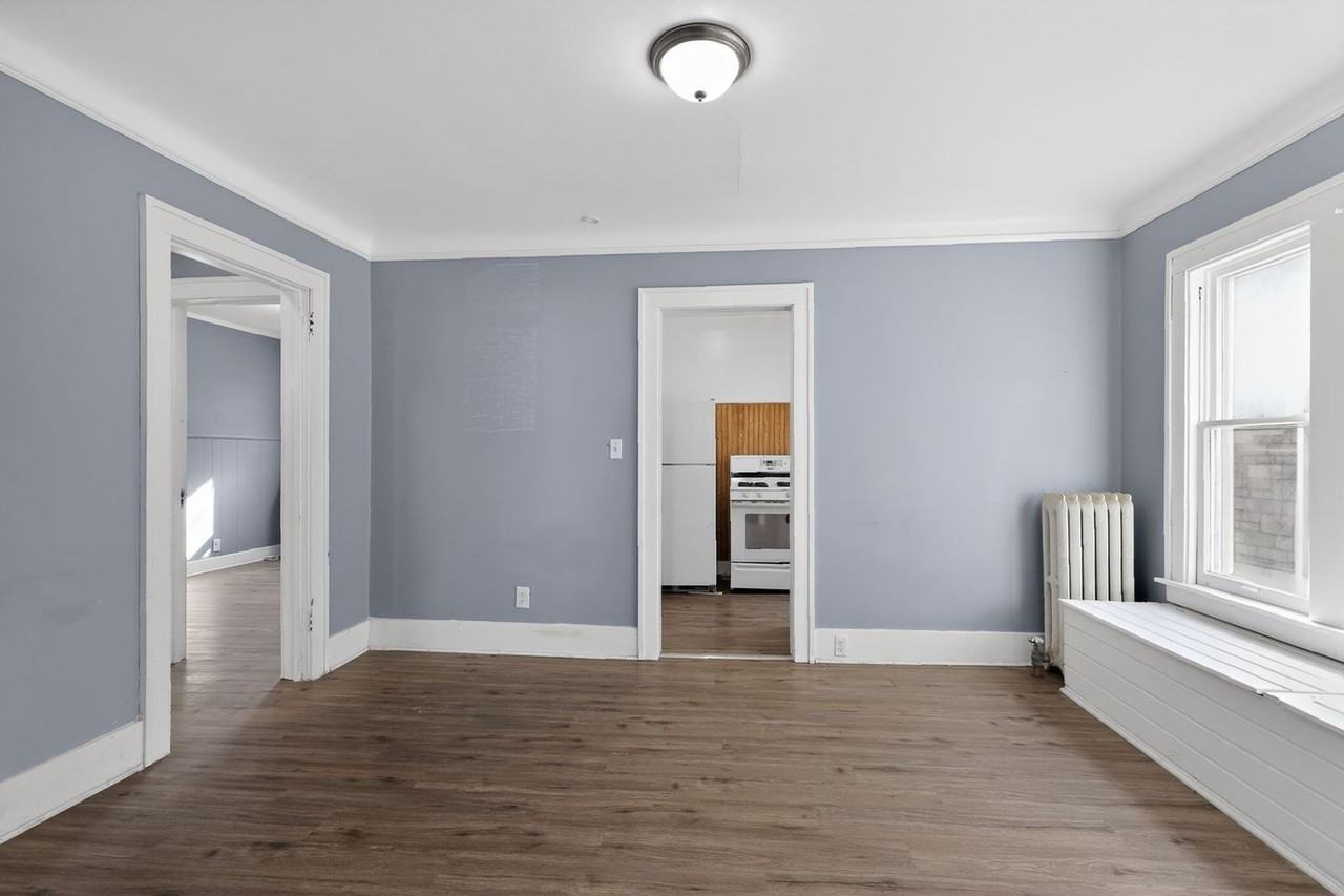 18626 Dale St - Photo 3 of 32