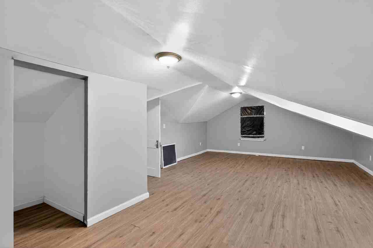 18626 Dale St - Photo 5 of 32