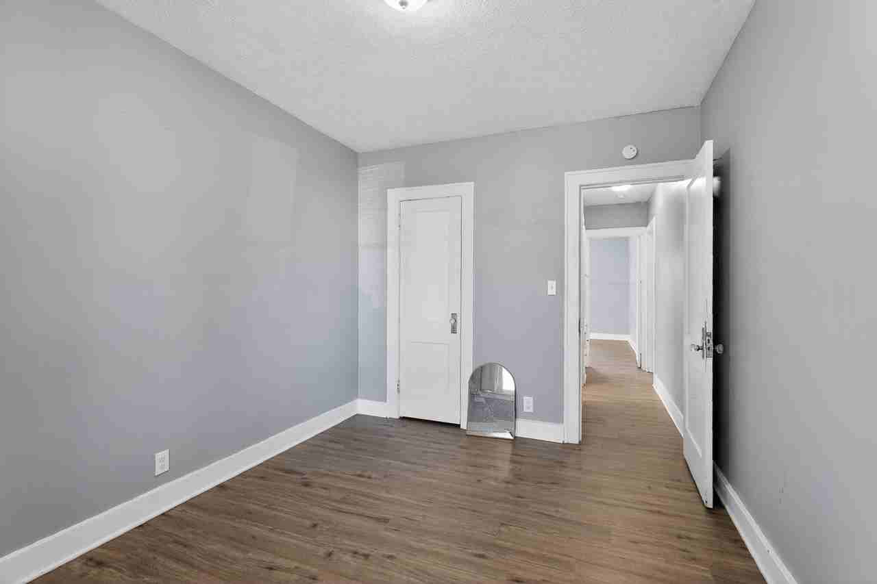 18626 Dale St - Photo 7 of 32