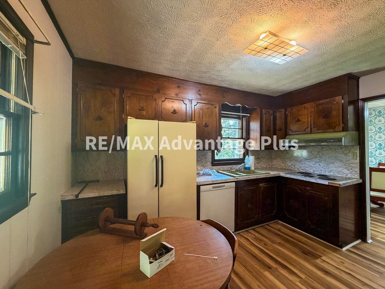 197 Priddy St - Photo 2 of 25