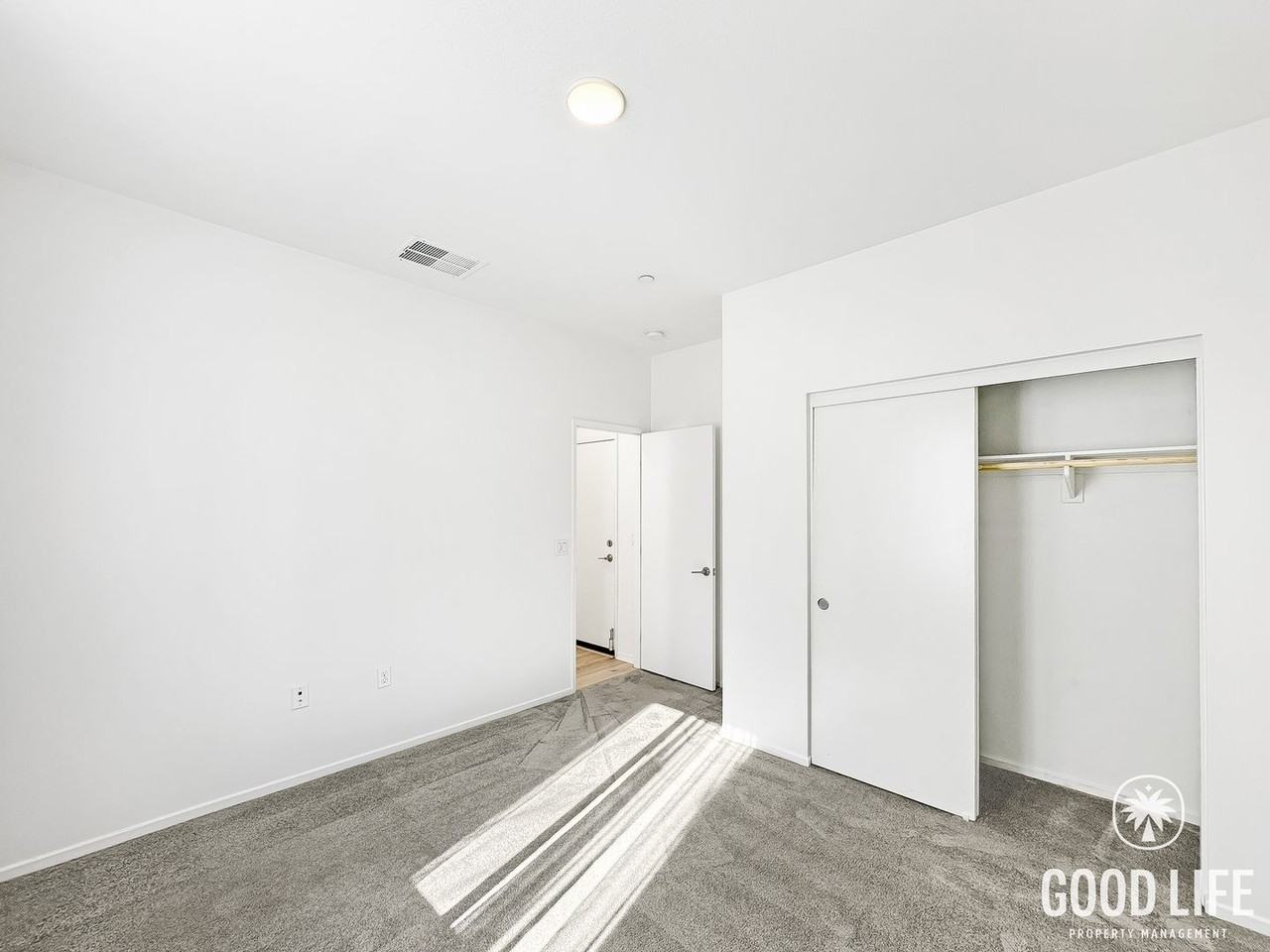 5280 Beachfront Cove St #240 - Photo 6 of 29