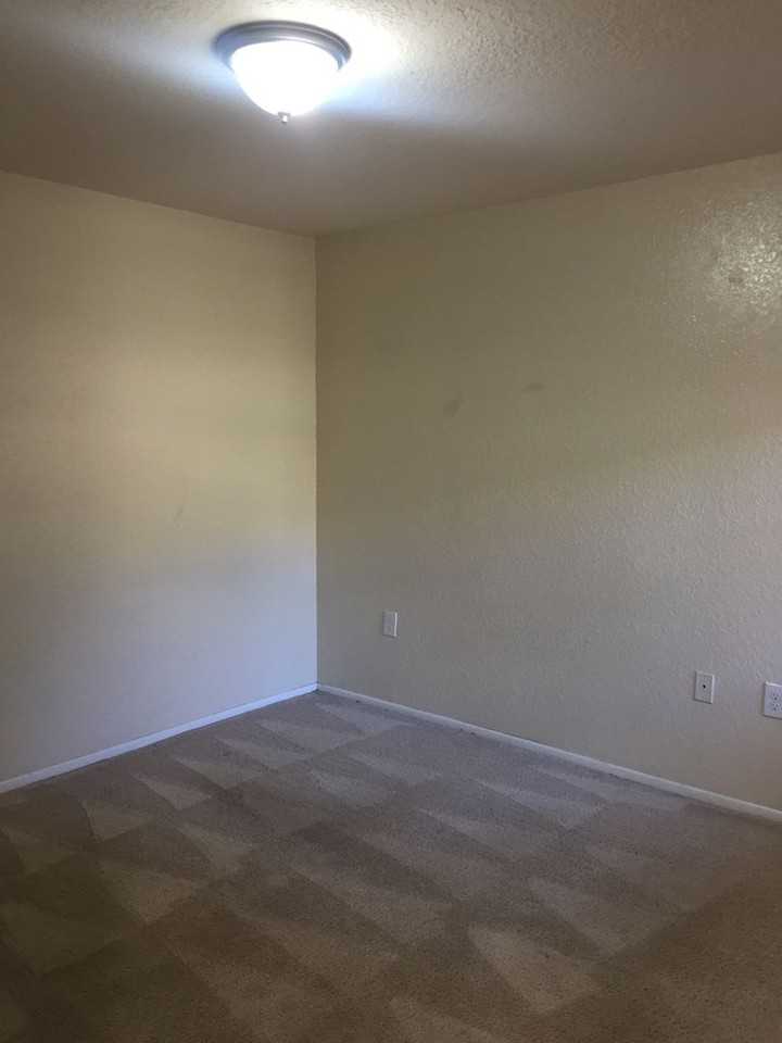 7772 Sugar Bend Dr - Photo 4 of 16