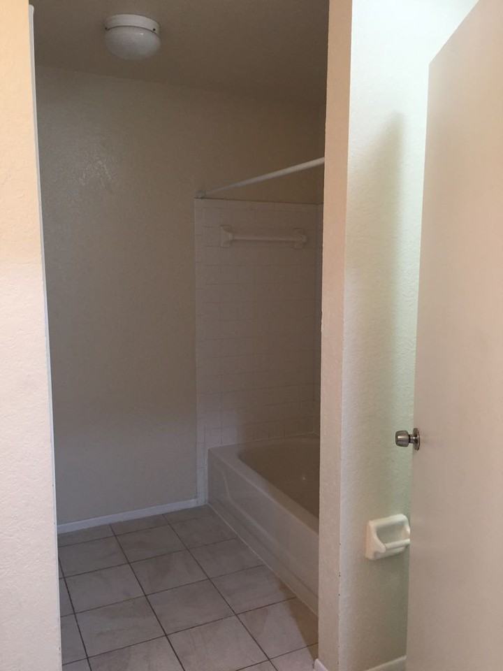 7772 Sugar Bend Dr - Photo 6 of 16