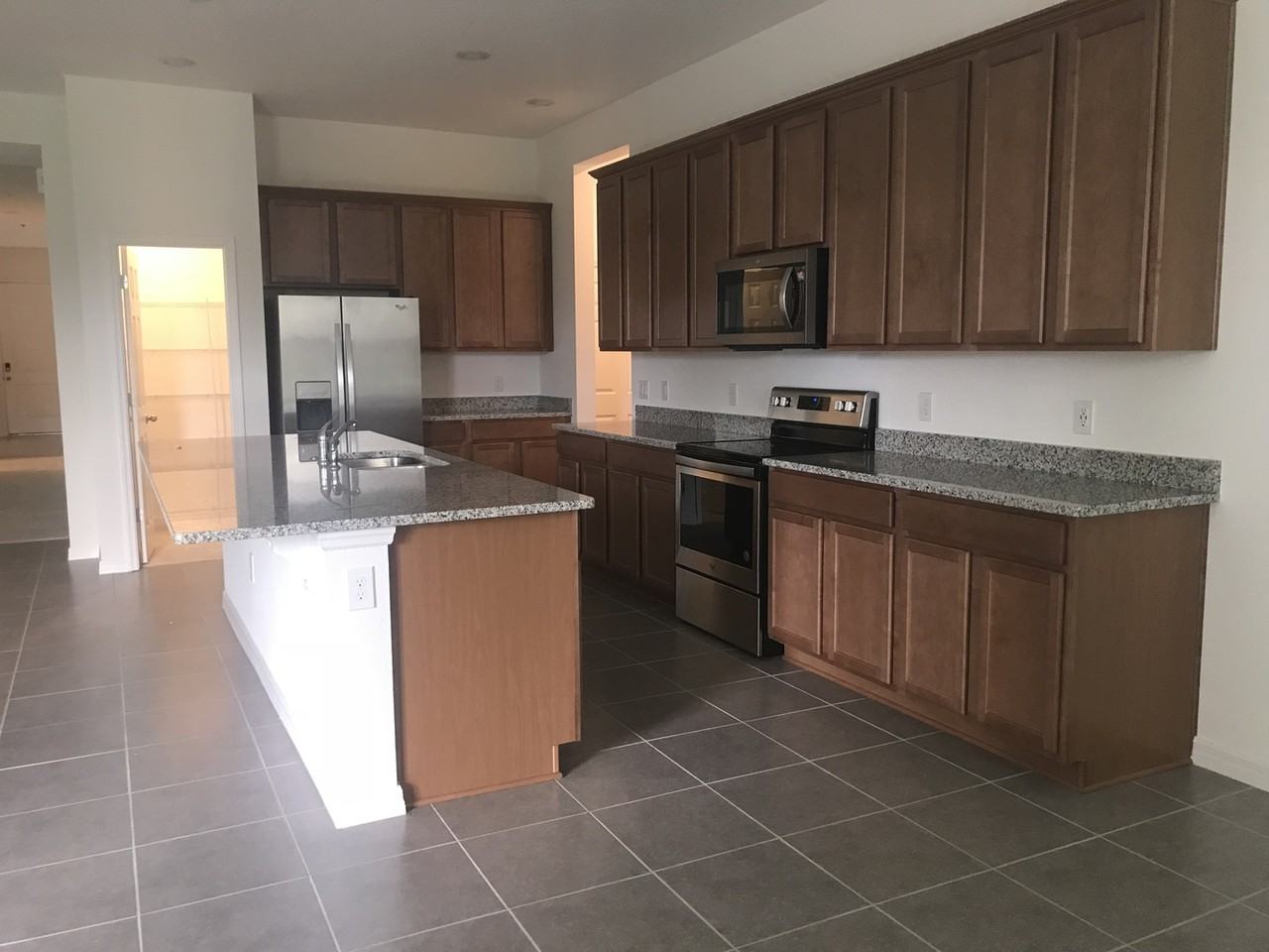 12959 Westside Village Loop - Photo 4 of 15