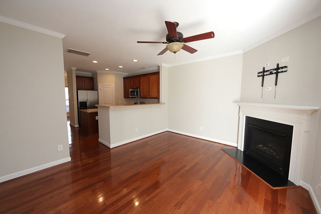 8811 Orchard Grove Way - Photo 7 of 14