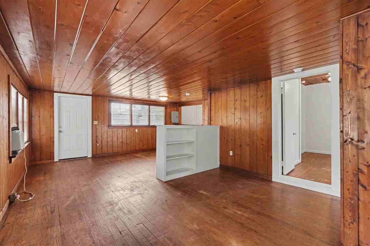 1708 Pine St #2 - Photo 6 of 21