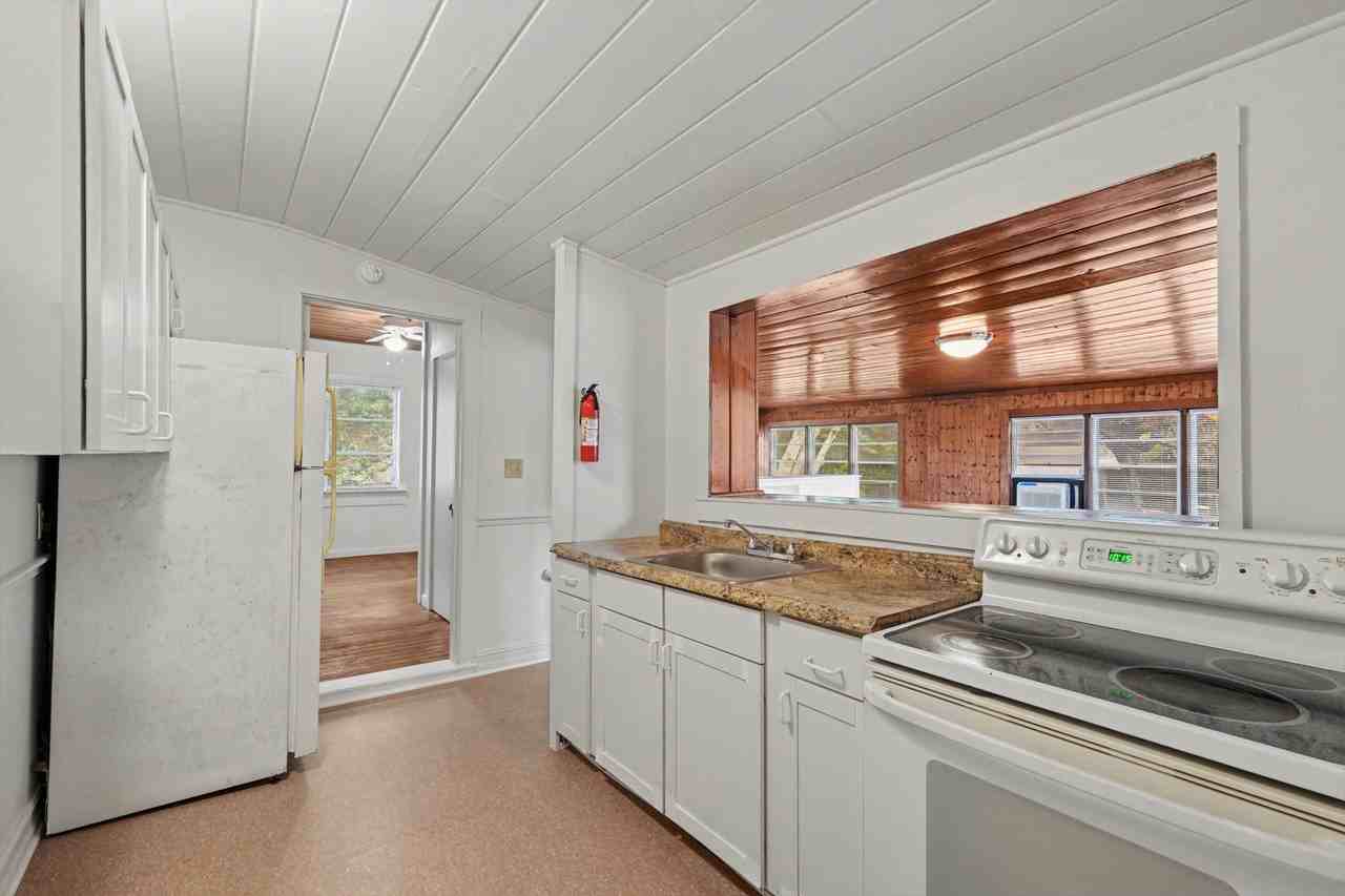 1708 Pine St #2 - Photo 7 of 21