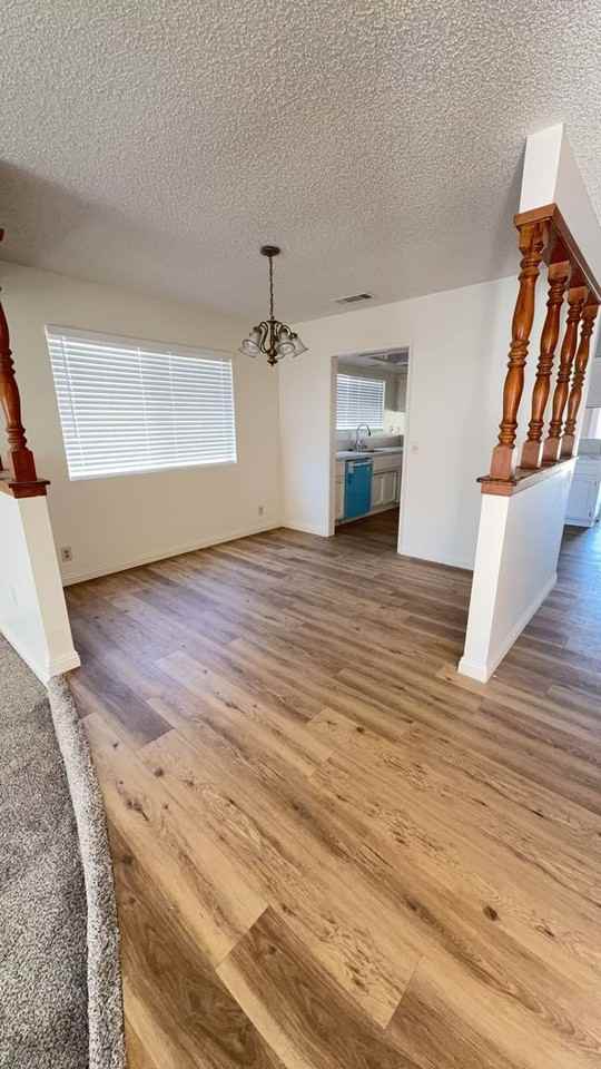 15690 Yates Rd - Photo 3 of 17