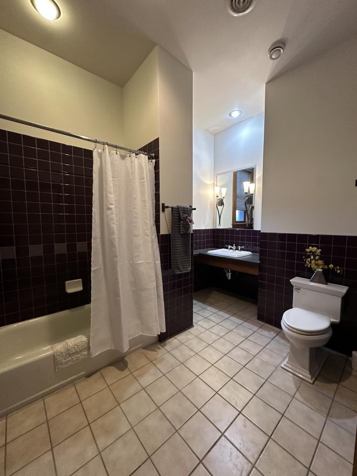 2501 Montana Ave #302 - Photo 5 of 7