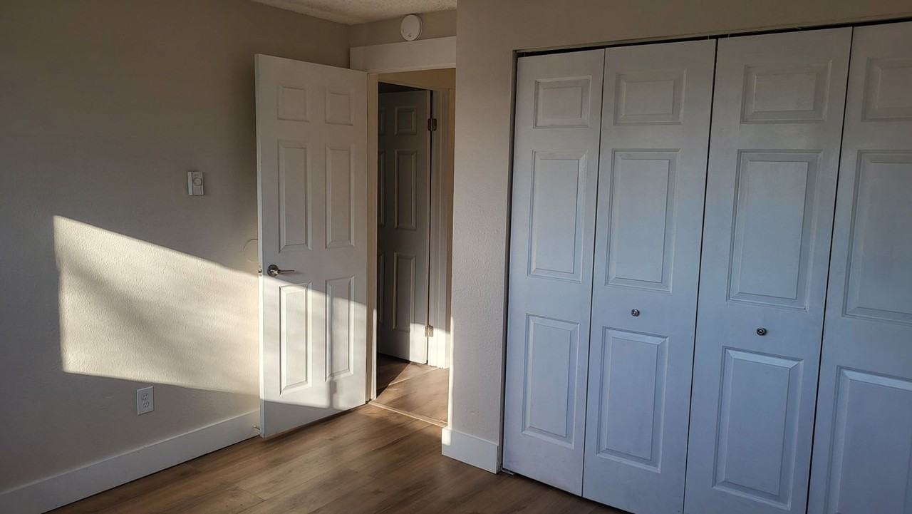 newly updated 2 bed 1 bath apartment in North Auburn $1775 - Photo 7 of 41