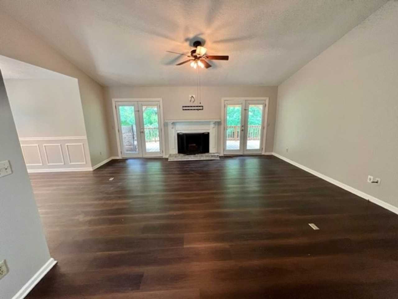 720 Eugenia Ct - Photo 6 of 25