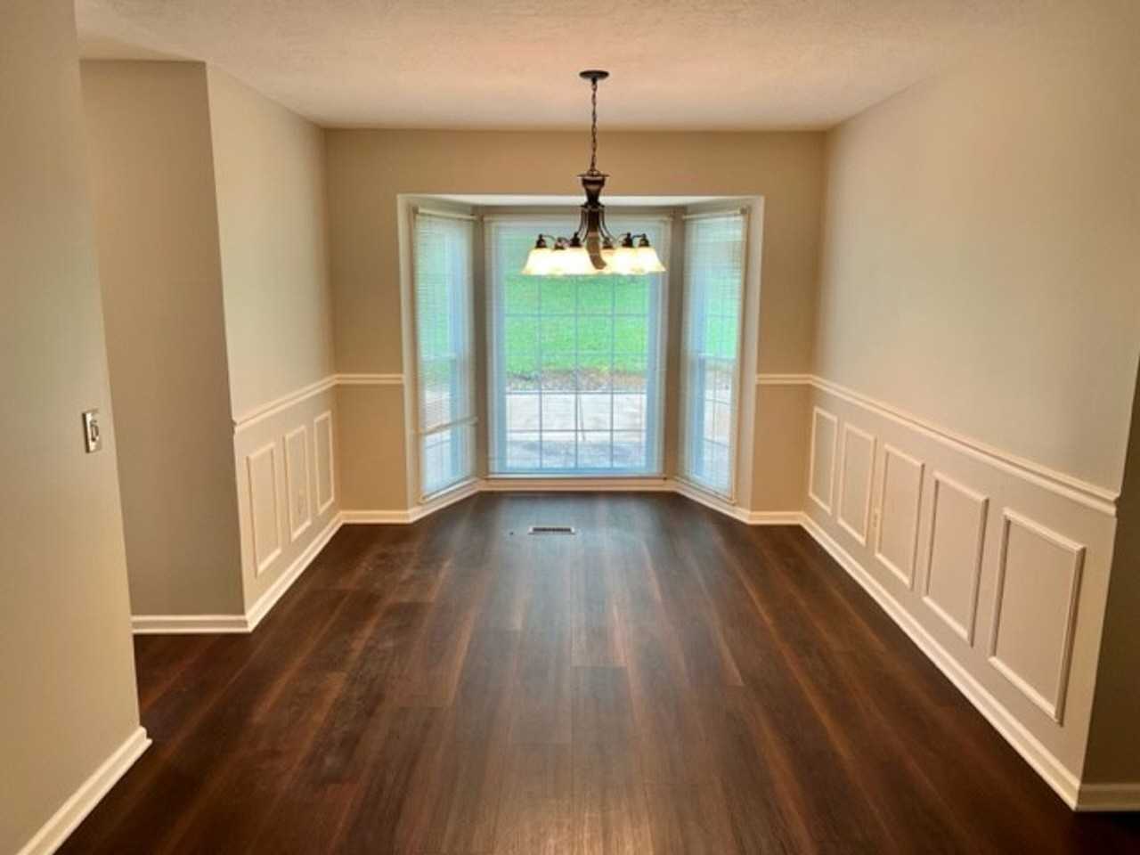 720 Eugenia Ct - Photo 7 of 25