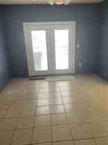 1304 Clay St - Photo 1 of 1