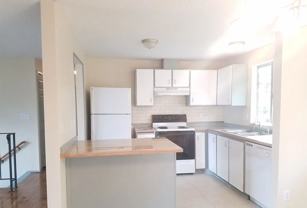 3510 55th Ave Ne - Photo 1 of 1