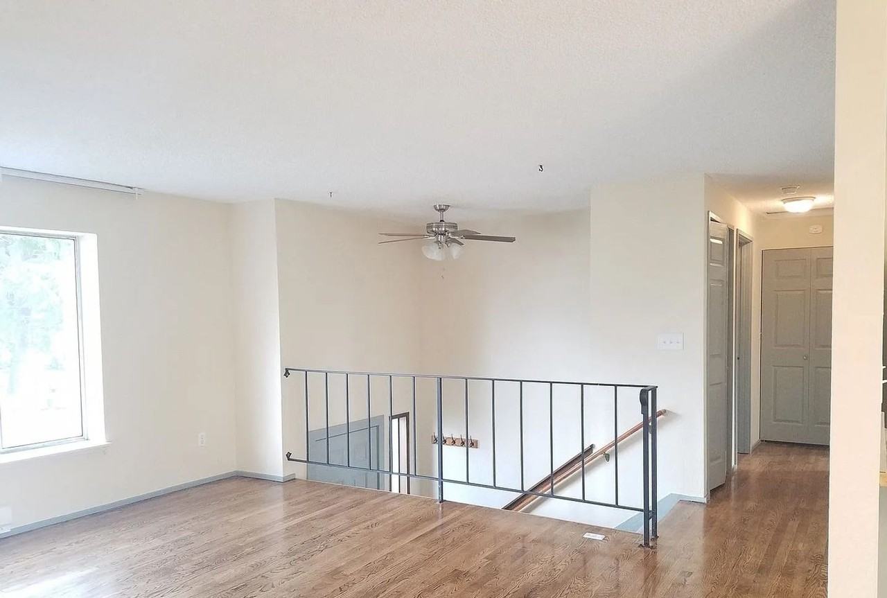 3510 55th Ave Ne - Photo 2 of 17