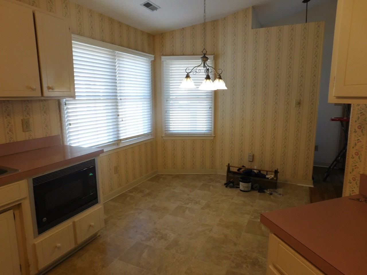 2801 Currituck Ct - Photo 7 of 15