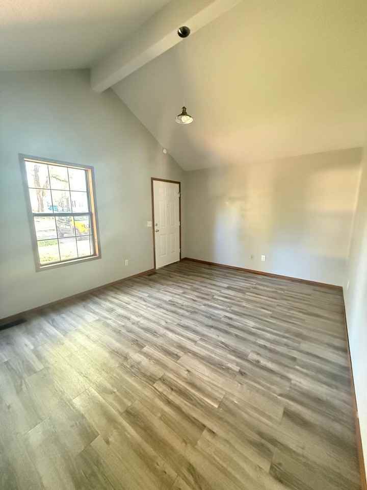 3126 W Lombard St - Photo 2 of 11