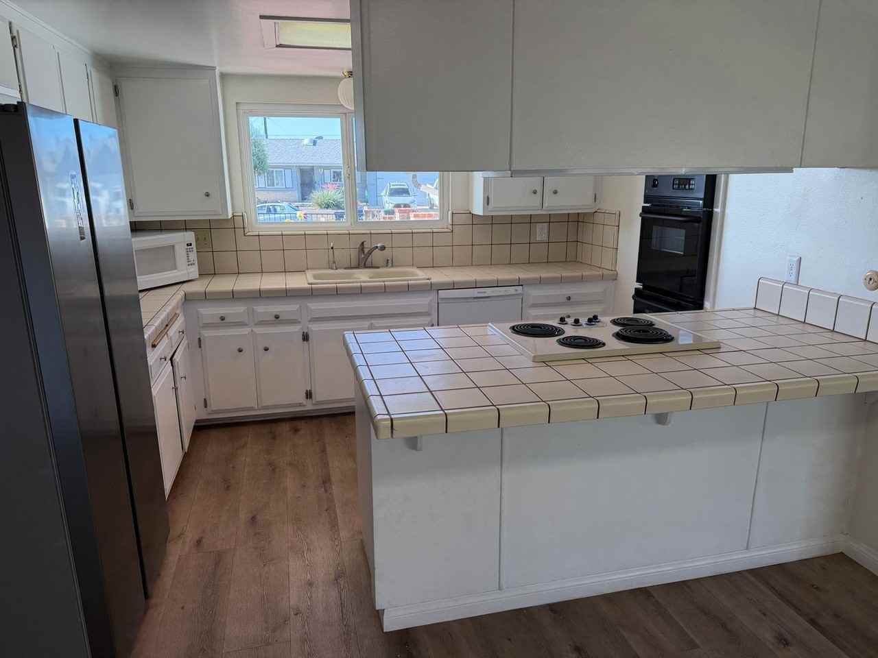 460 Alpine Ave - Photo 6 of 13