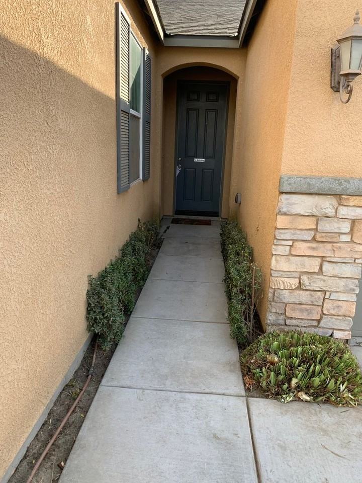 635 Firenze St - Photo 2 of 12