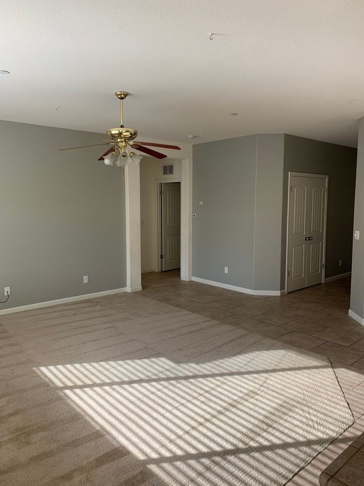 635 Firenze St - Photo 5 of 12