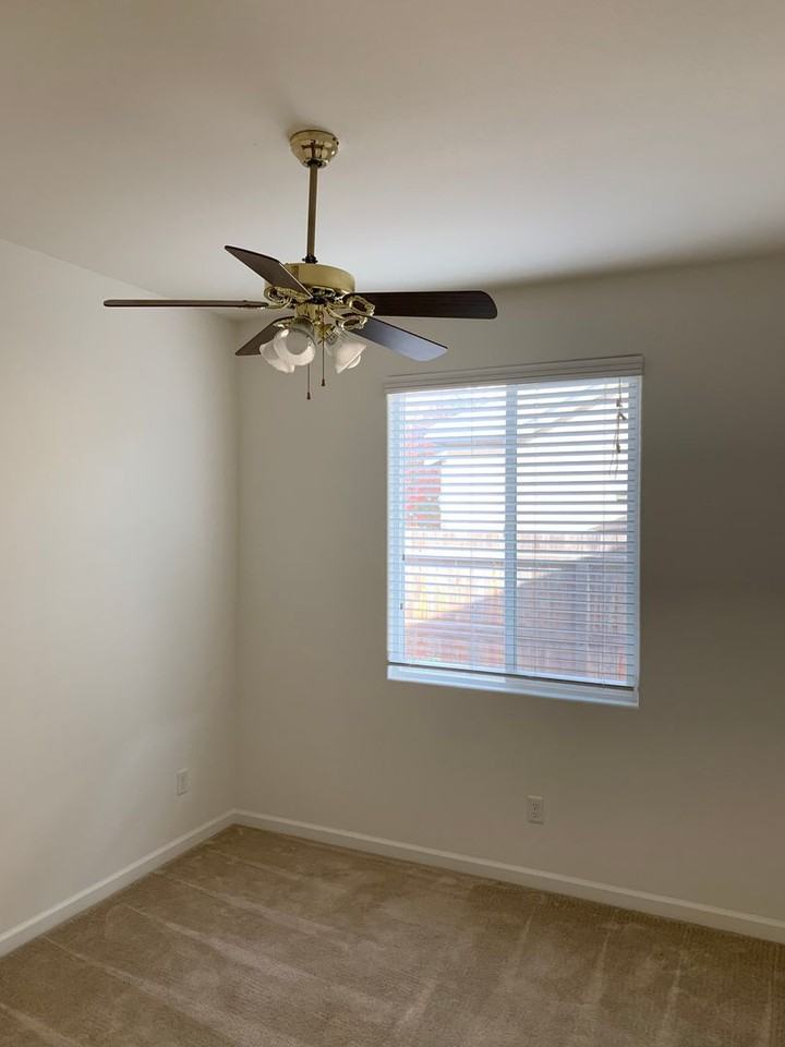 635 Firenze St - Photo 7 of 12