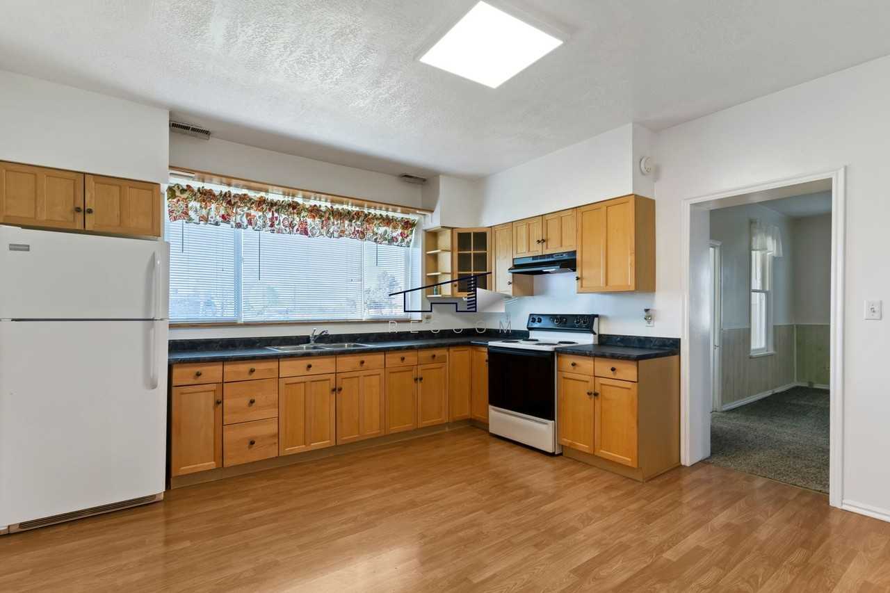 1608 S 4700 W - Photo 3 of 23