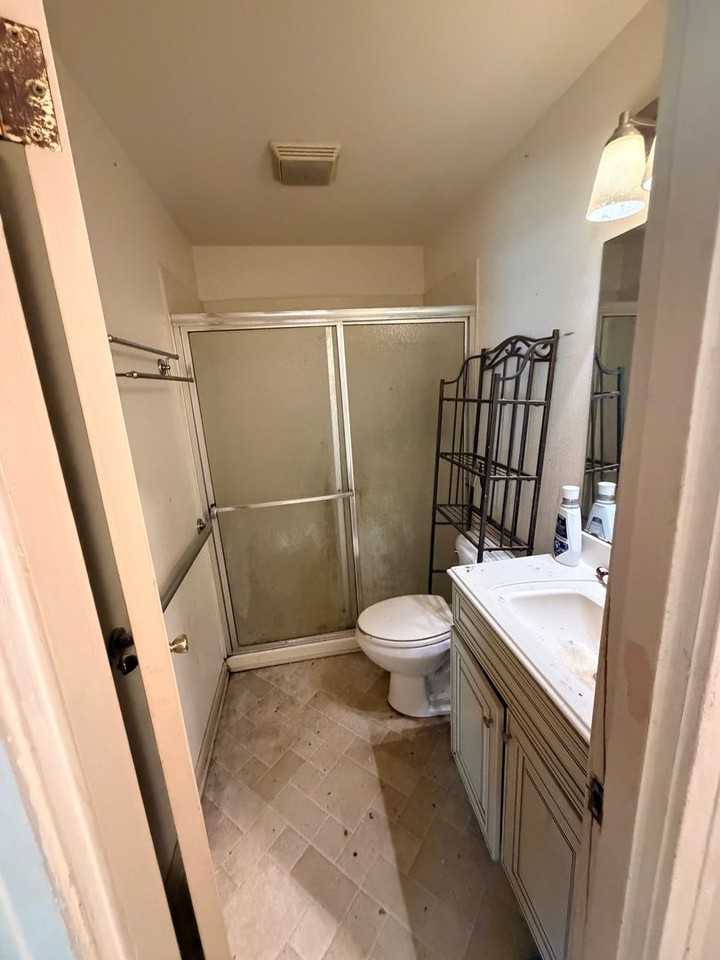 2723 Meadow Ave - Photo 7 of 10