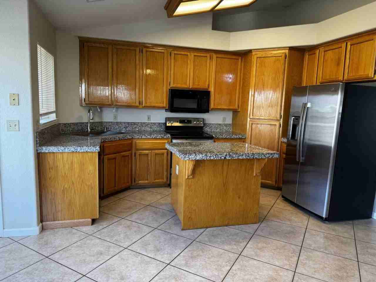 6018 Ditman Cir - Photo 6 of 18